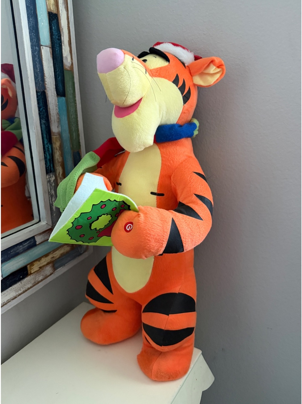 Vintage Disney Tigger Telco Motion-ette Animated Singing Christmas 1996 22”